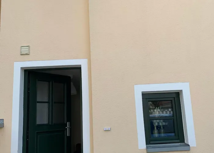 City-apartment Mit Parkplatz & Fahrradraum! Nur 300m Zum Stadthafen *